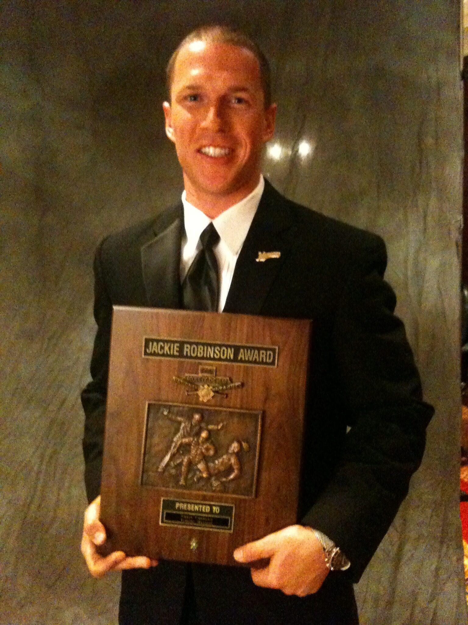 2009 — Rookie of the Year Award